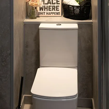 Downtown 2 - Town Centre *