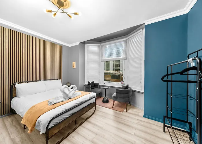 Downtown 2 - Town Centre 아파트 해러게이트