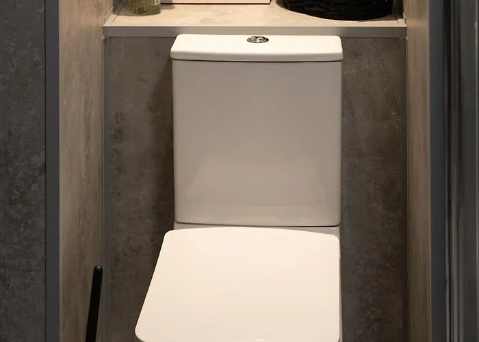 Downtown 2 - Town Centre *